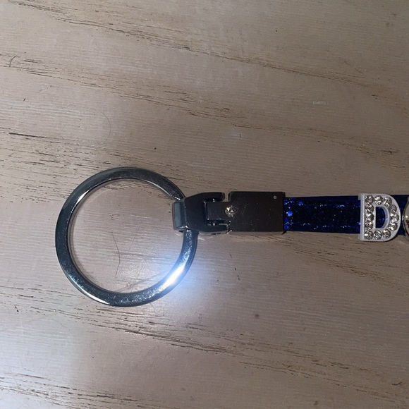 L.A. Dodgers Keychain Wristlet - Picture 3 of 4